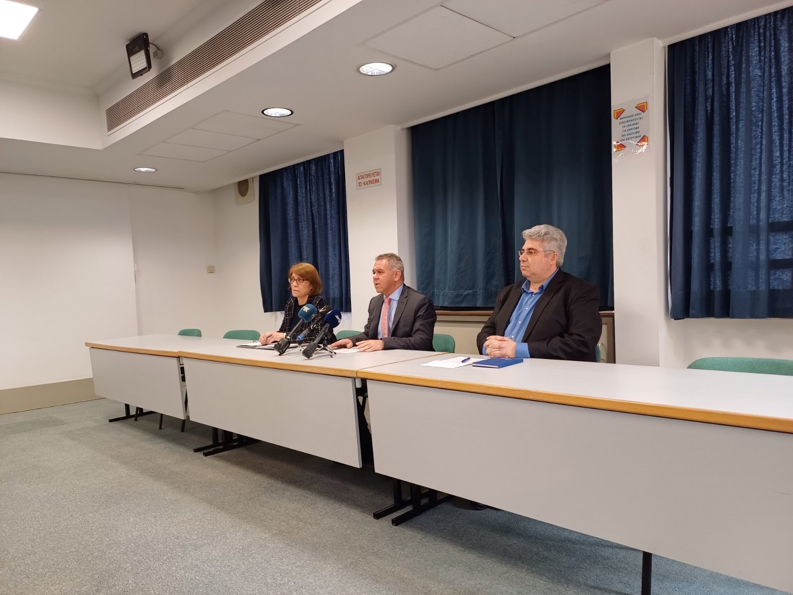 Υπόμνημα ΣΕΚ–ΠΕΟ–ΔΕΟΚ προς τον ΠτΔ