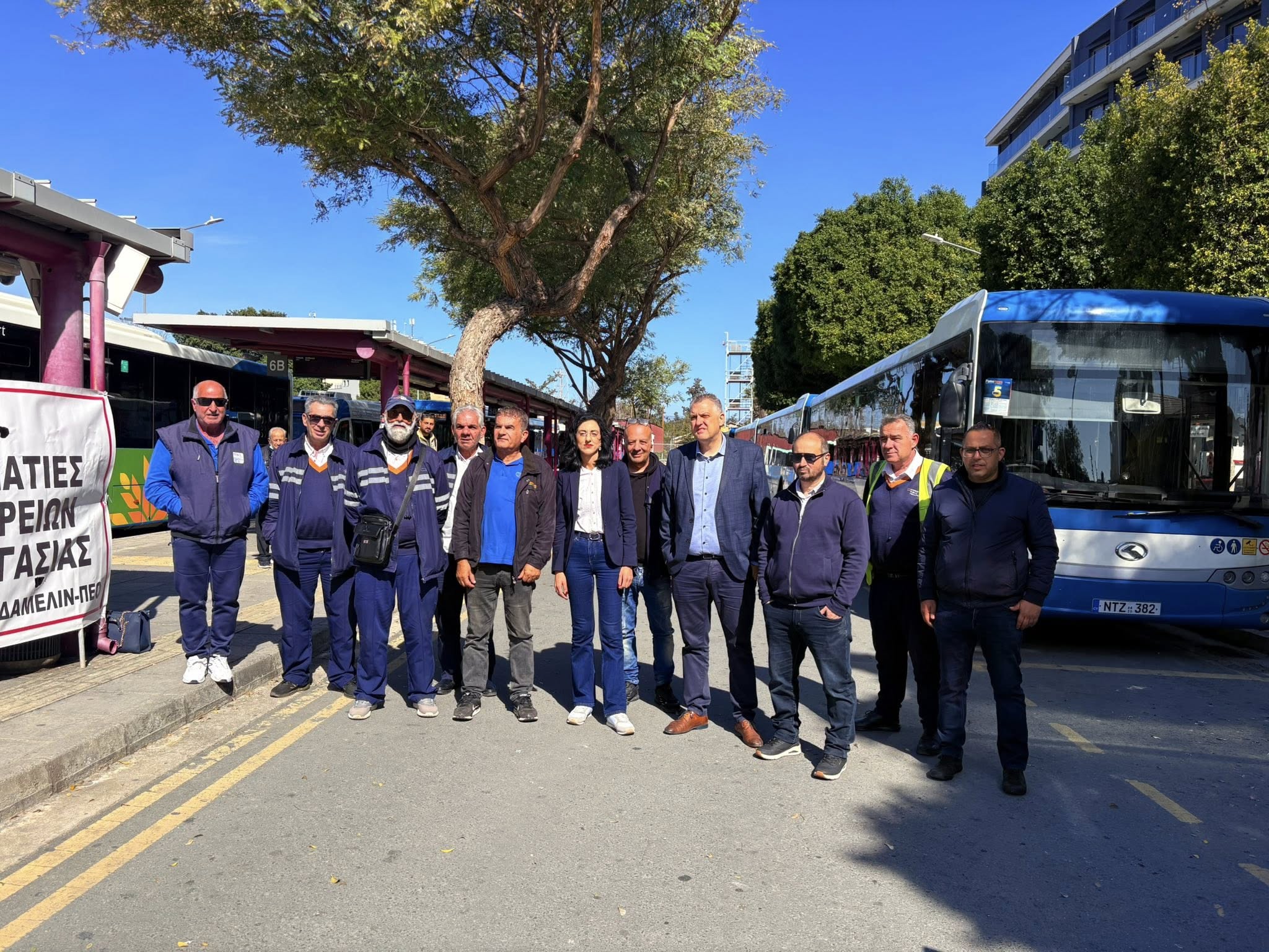 Δίωρη στάση εργασίας από όλους του οδηγούς λεωφορείων Παγκύπρια