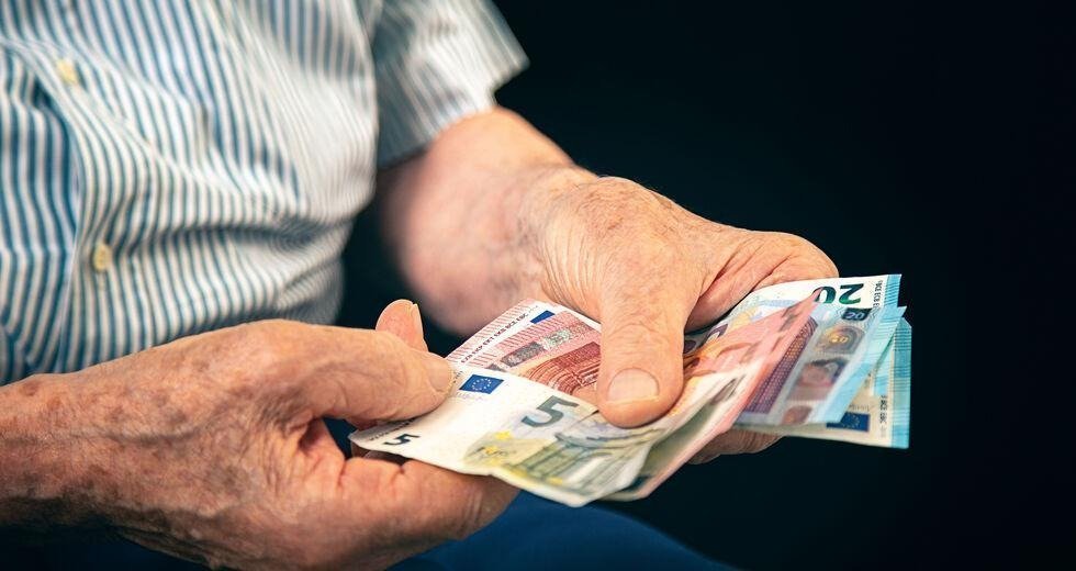 Σύσκεψη για επίλυση της αδικίας εις βάρος των αντρών χήρων